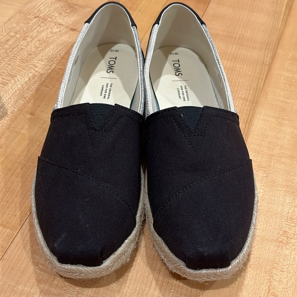 TOMS Classic Black Ivy League Stripes Slip-on, Women’s size 10 - Picture 6 of 6